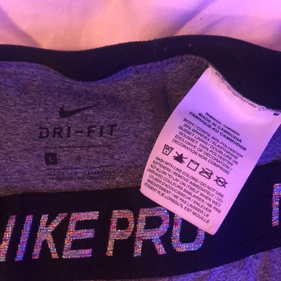 Nike Pro yoga pants/ tights/ leggings - Picture 3 of 3